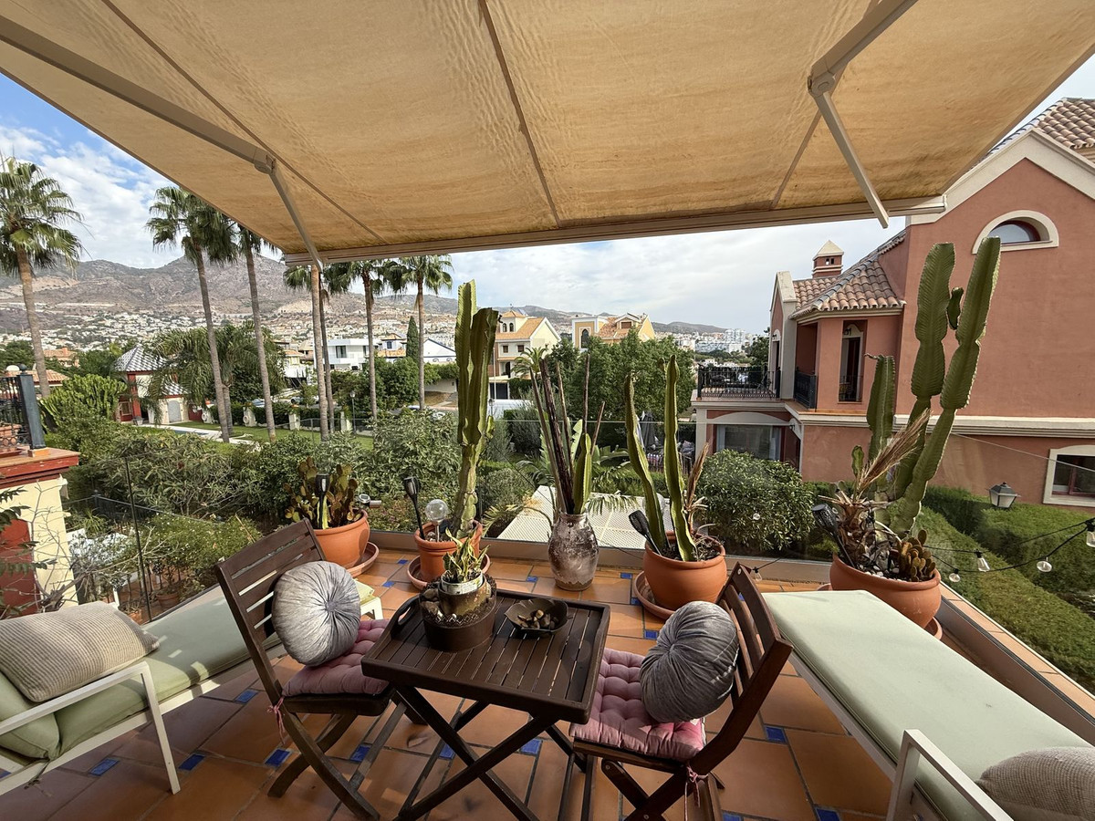 5 Bed Townhouse for sale in Benalmadena Costa Costa Del Sol, Málaga, Spain