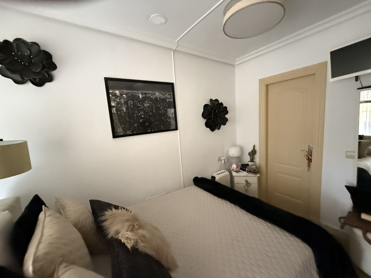5 Bed Townhouse for sale in Benalmadena Costa Costa Del Sol, Málaga, Spain