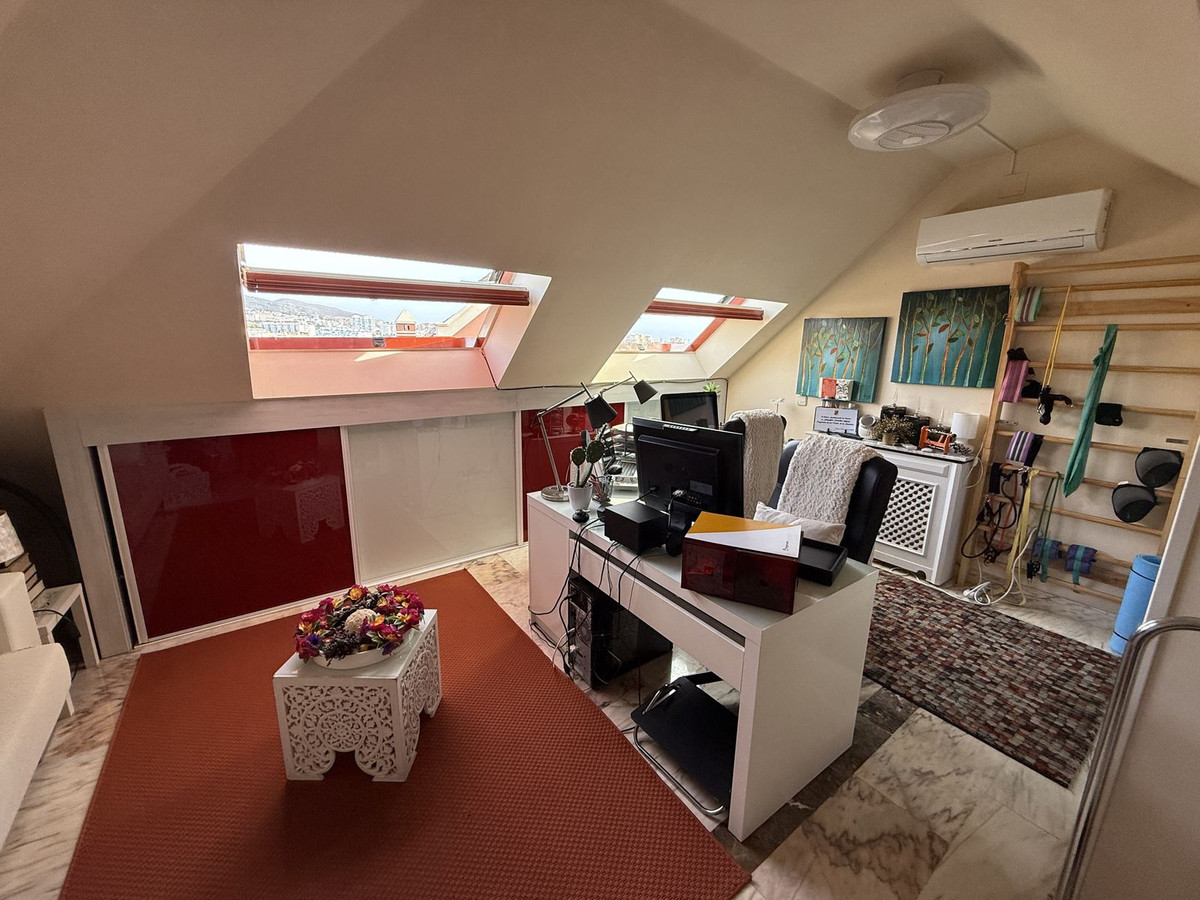 5 Bed Townhouse for sale in Benalmadena Costa Costa Del Sol, Málaga, Spain