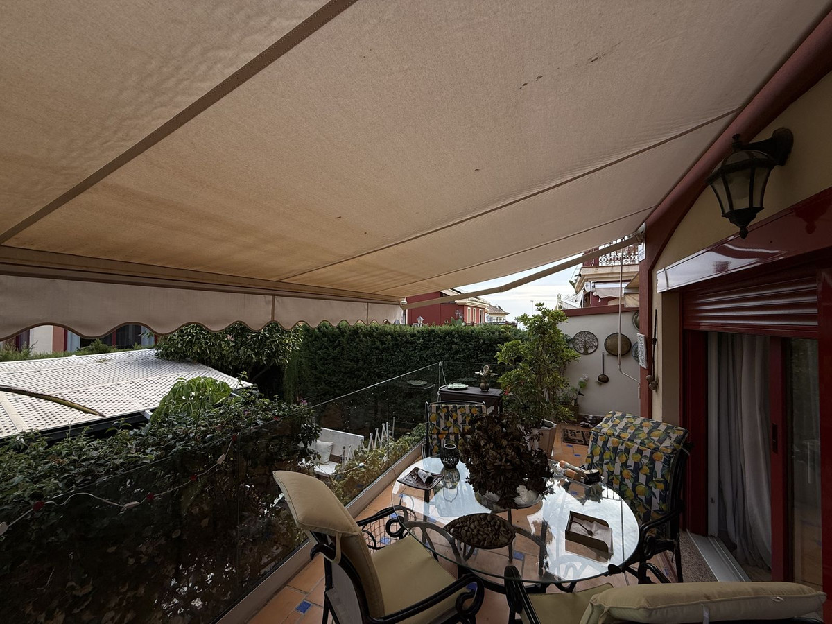 5 Bed Townhouse for sale in Benalmadena Costa Costa Del Sol, Málaga, Spain