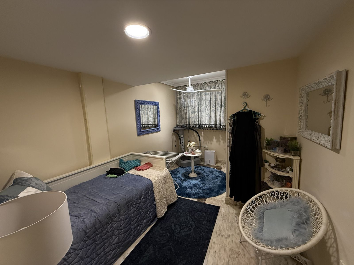5 Bed Townhouse for sale in Benalmadena Costa Costa Del Sol, Málaga, Spain