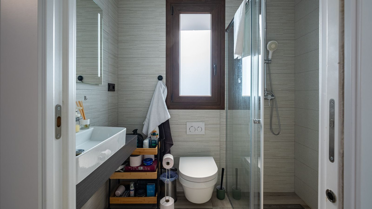 Se vende Villa - Chalet de 3 dormitorios en Costa Blanca, Alicante, España