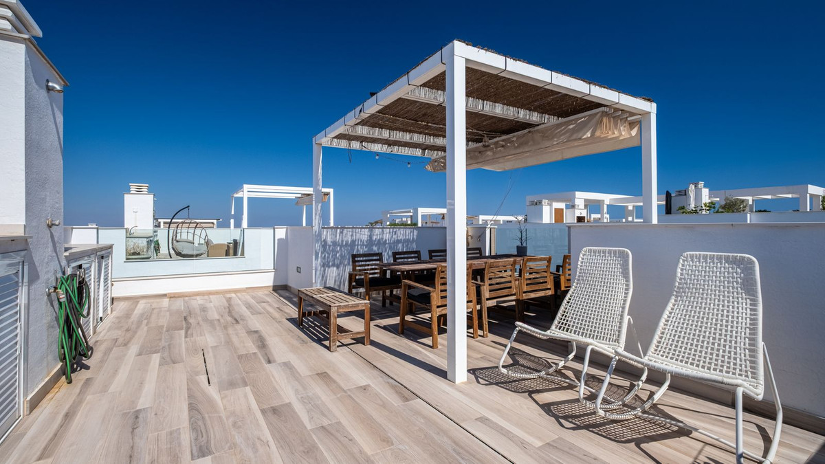 Se vende Villa - Chalet de 3 dormitorios en Costa Blanca, Alicante, España