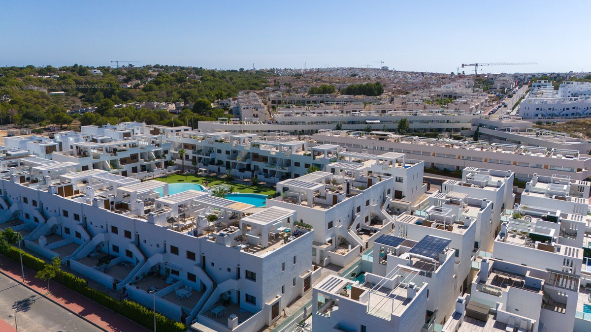 Se vende Villa - Chalet de 3 dormitorios en Costa Blanca, Alicante, España
