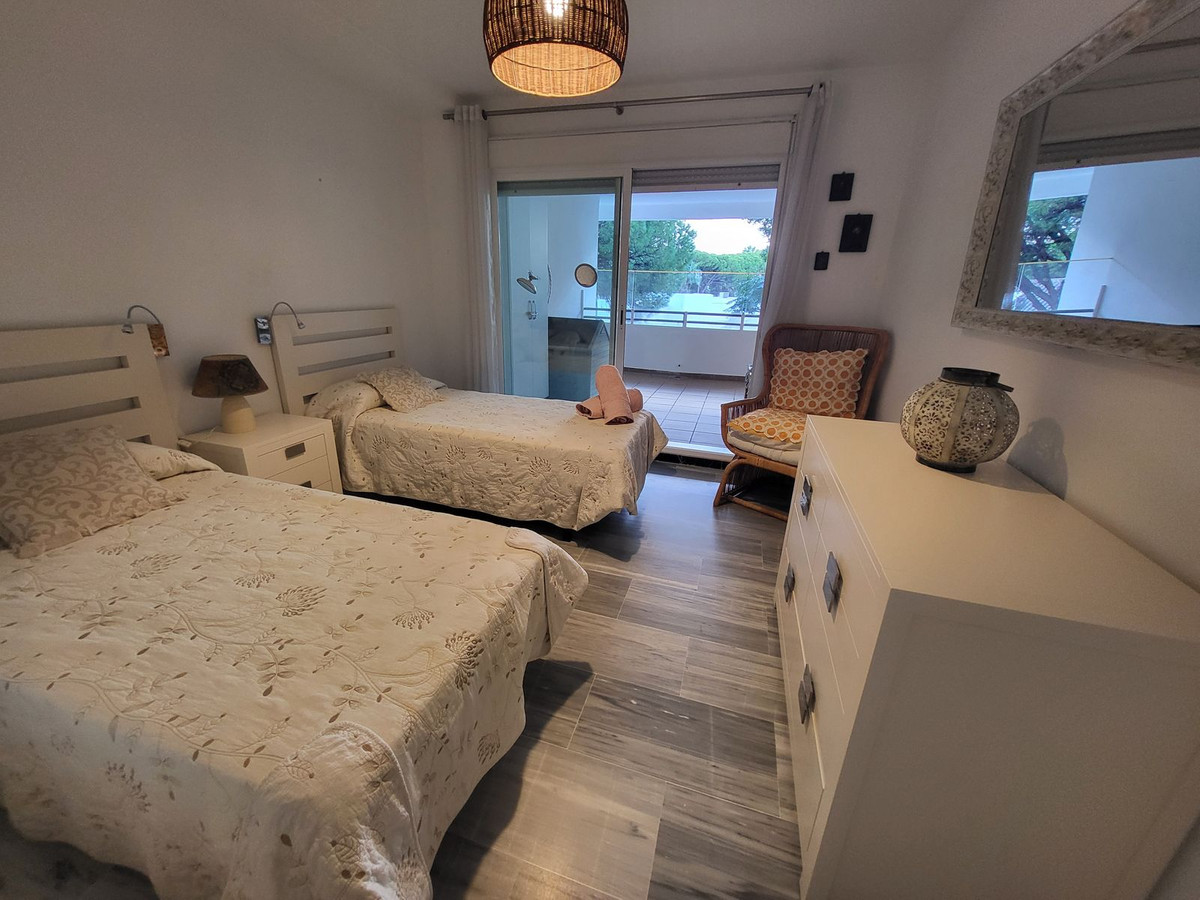 2 Bed Apartment for sale in Puerto Banús Costa Del Sol, Málaga, Spain