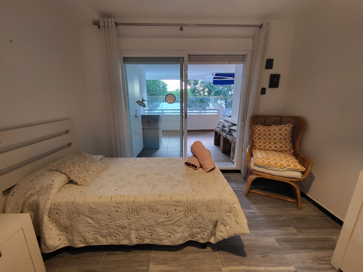 2 Bed Apartment for sale in Puerto Banús Costa Del Sol, Málaga, Spain