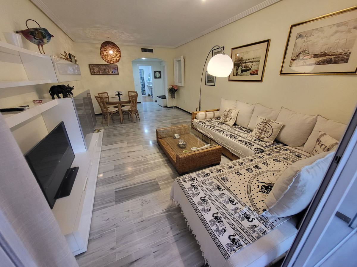 2 Bed Apartment for sale in Puerto Banús Costa Del Sol, Málaga, Spain