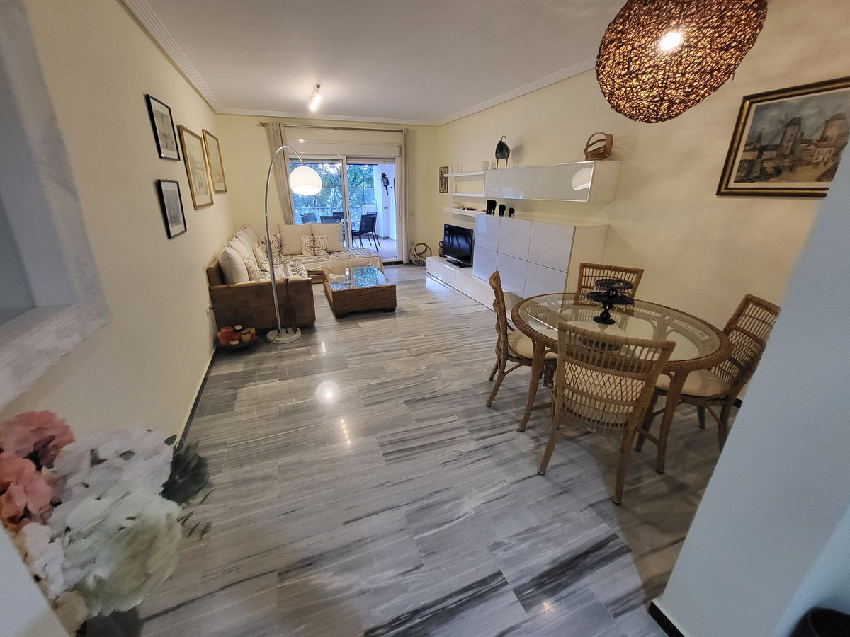 2 Bed Apartment for sale in Puerto Banús Costa Del Sol, Málaga, Spain