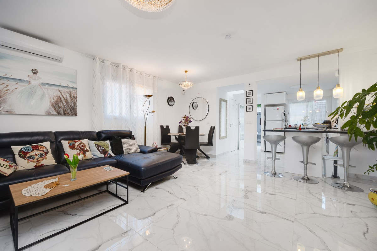 Se vende Adosada de 4 dormitorios en Costa Blanca, Alicante, España