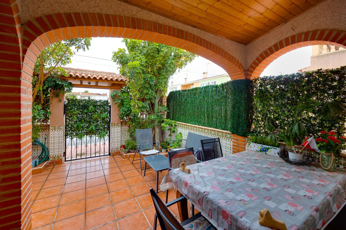 Se vende Adosada de 4 dormitorios en Costa Blanca, Alicante, España