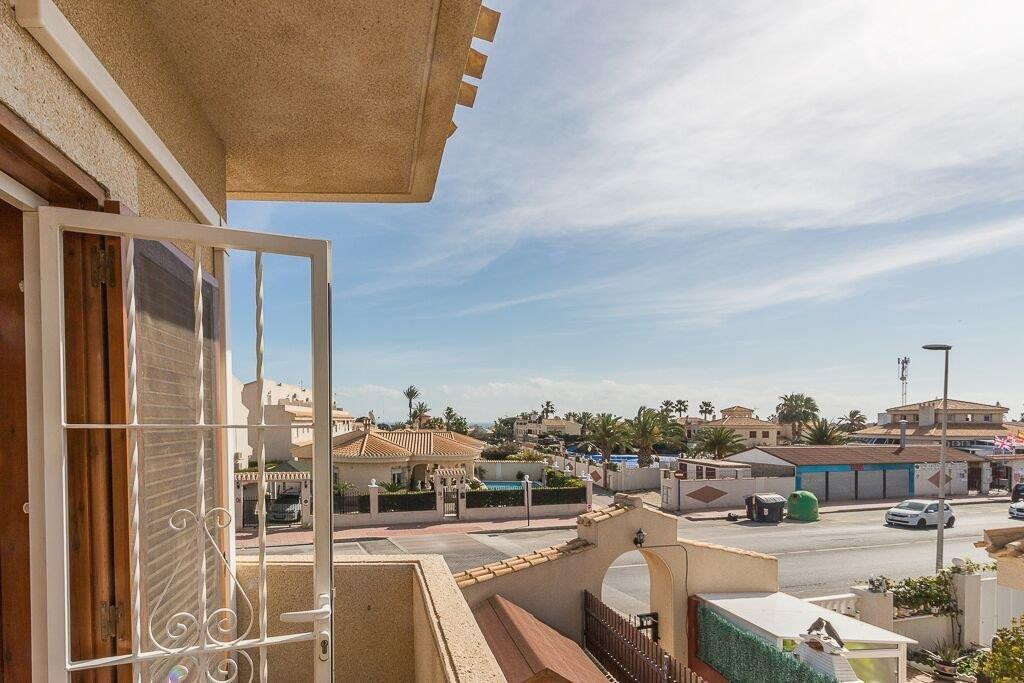 3 Bed Townhouse for sale in Playa Flamenca Costa Blanca, Alicante, Spain