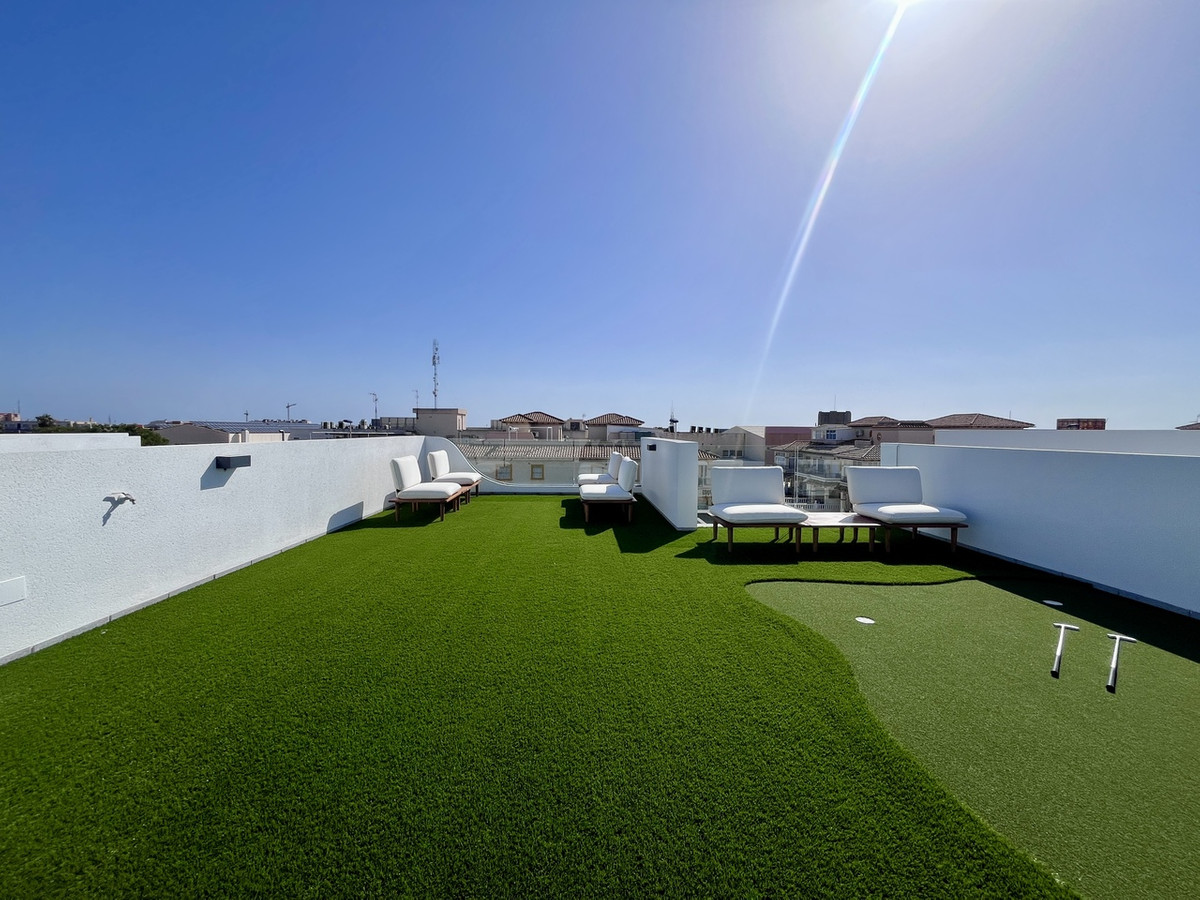 4 Bed Townhouse for sale in Punta Prima Costa Blanca, Alicante, Spain