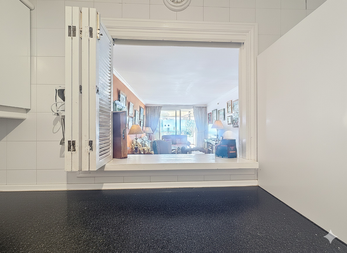 2 Bed Apartment for sale in La Duquesa Costa Del Sol, Málaga, Spain