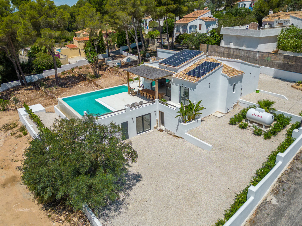 4 Bed Townhouse for sale in Javea Costa Blanca, Alicante, Spain