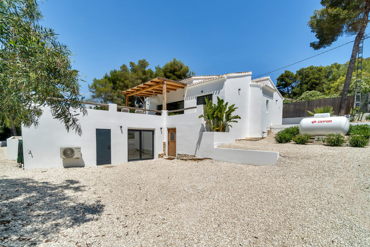 4 Bed Townhouse for sale in Javea Costa Blanca, Alicante, Spain