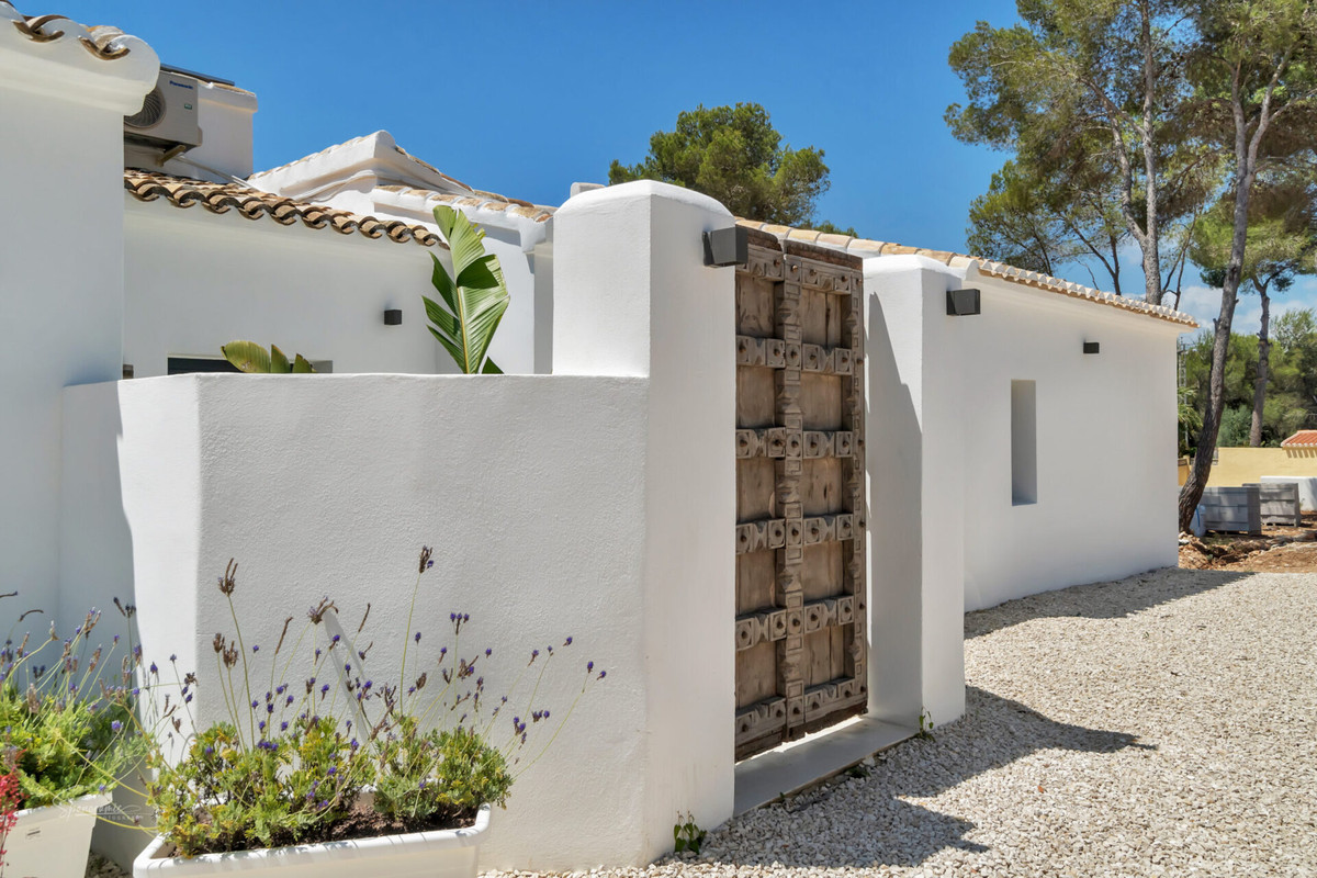 4 Bed Townhouse for sale in Javea Costa Blanca, Alicante, Spain