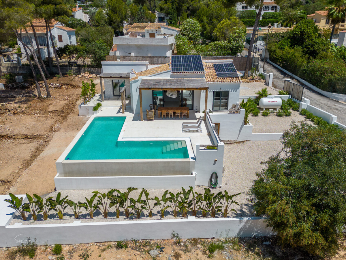 4 Bed Townhouse for sale in Javea Costa Blanca, Alicante, Spain
