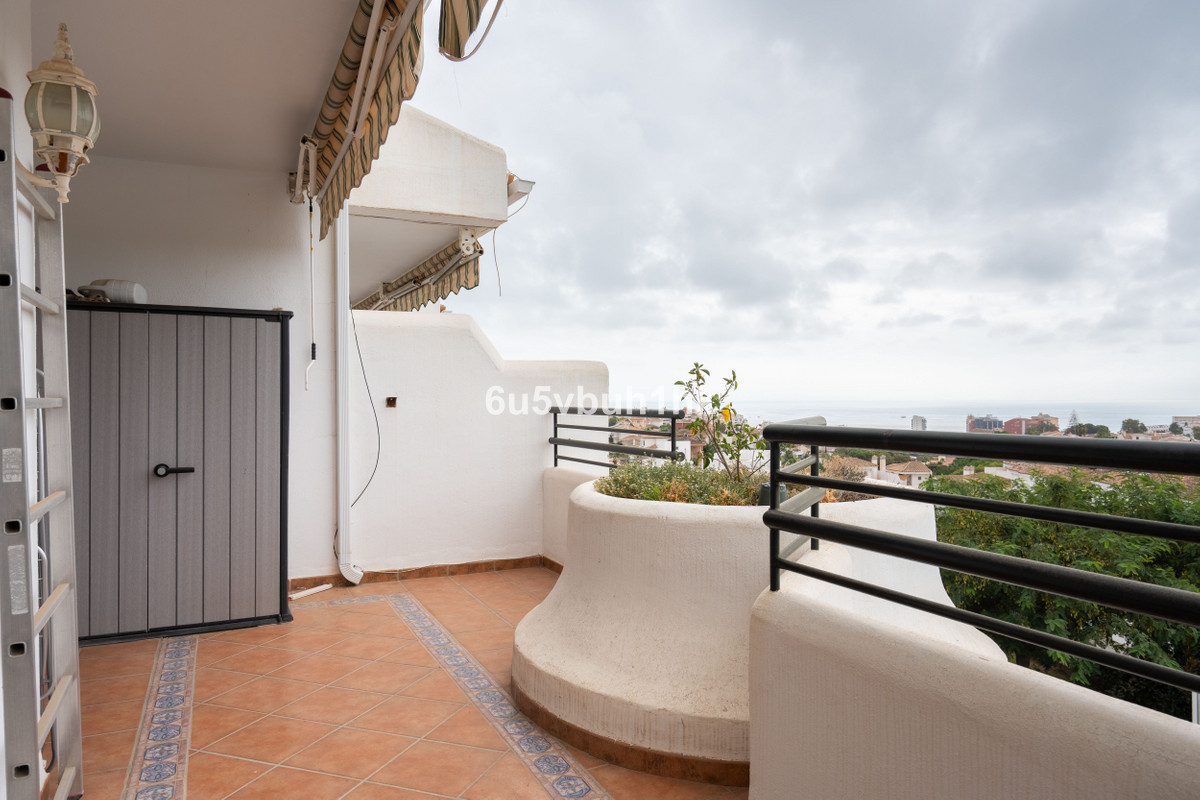 5 Bed Townhouse for sale in Benalmadena Costa Costa Del Sol, Málaga, Spain