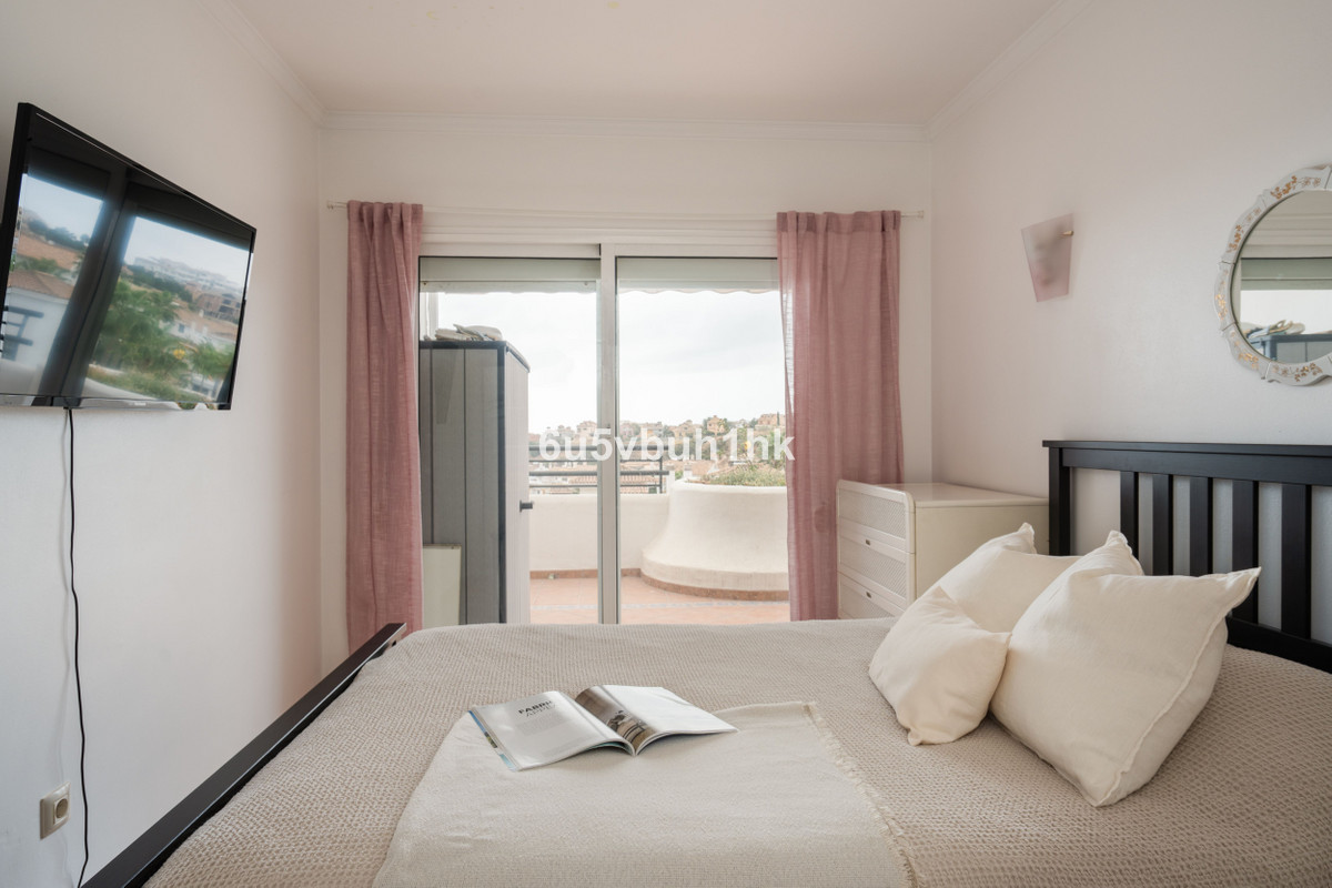 5 Bed Townhouse for sale in Benalmadena Costa Costa Del Sol, Málaga, Spain