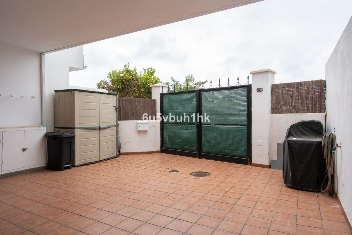 5 Bed Townhouse for sale in Benalmadena Costa Costa Del Sol, Málaga, Spain