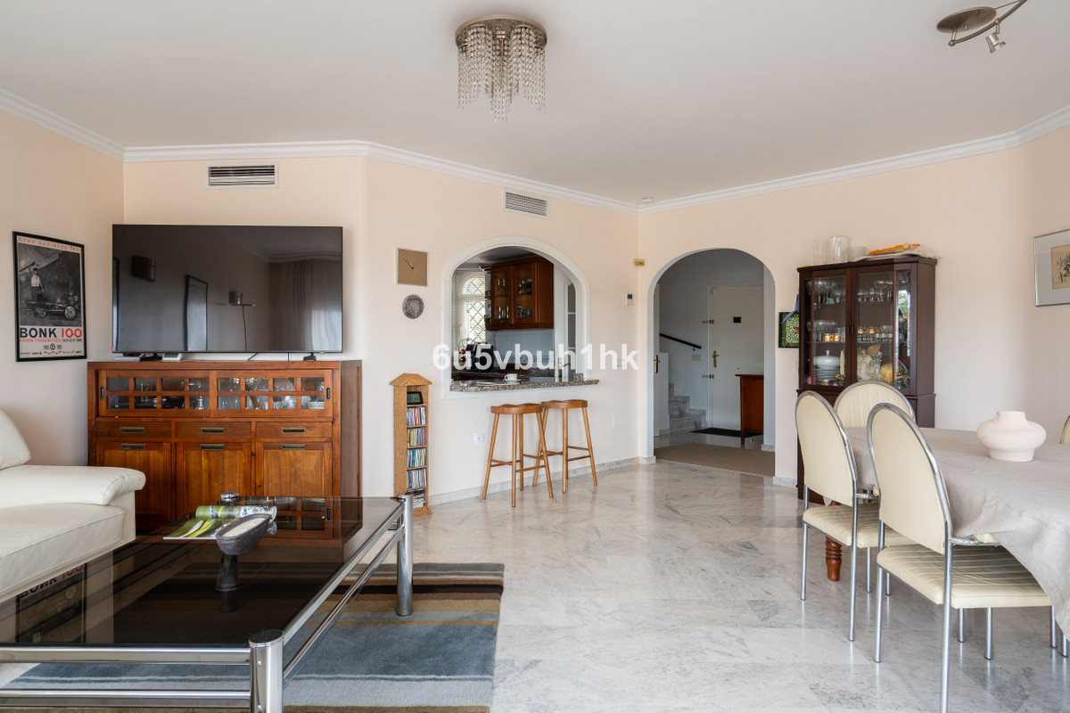 5 Bed Townhouse for sale in Benalmadena Costa Costa Del Sol, Málaga, Spain