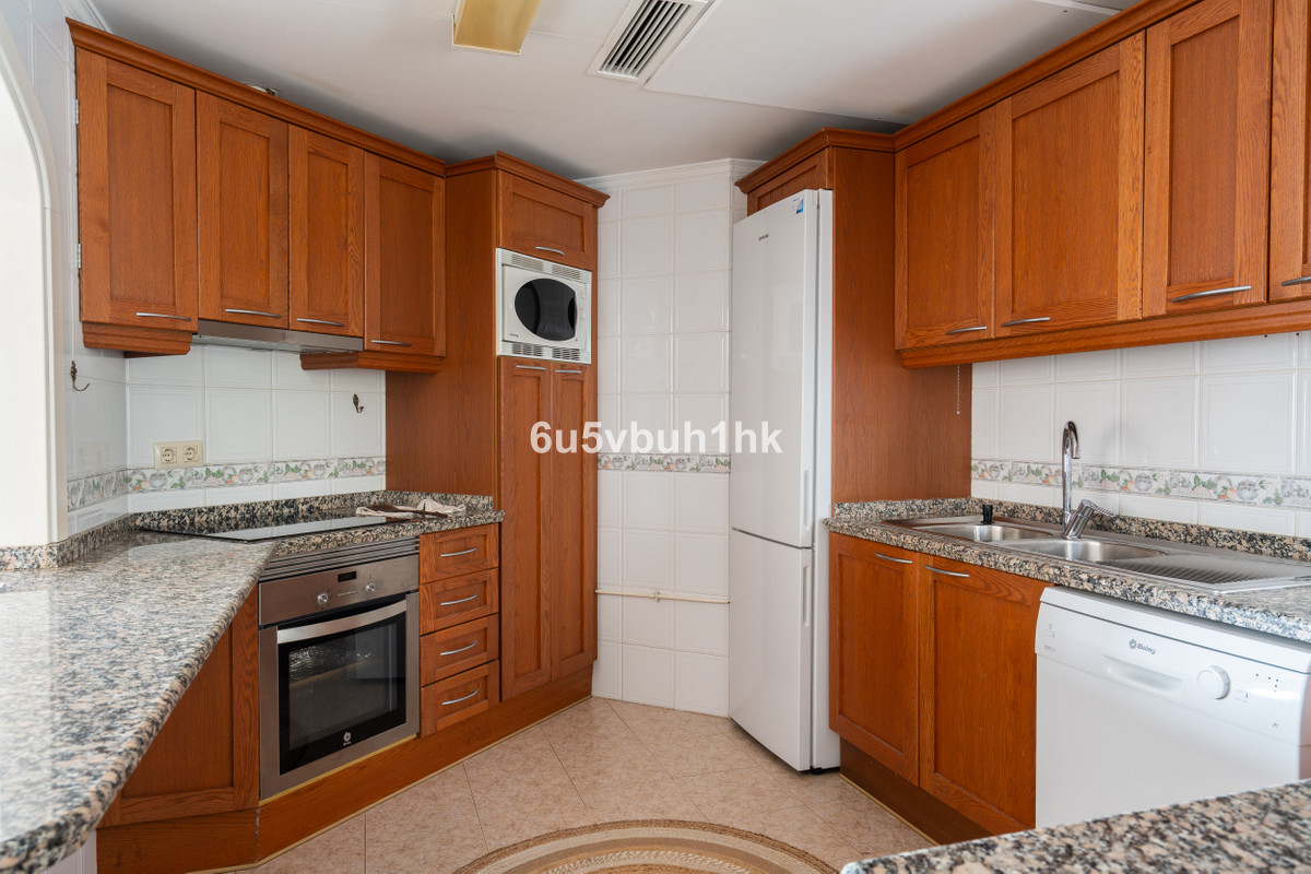 5 Bed Townhouse for sale in Benalmadena Costa Costa Del Sol, Málaga, Spain