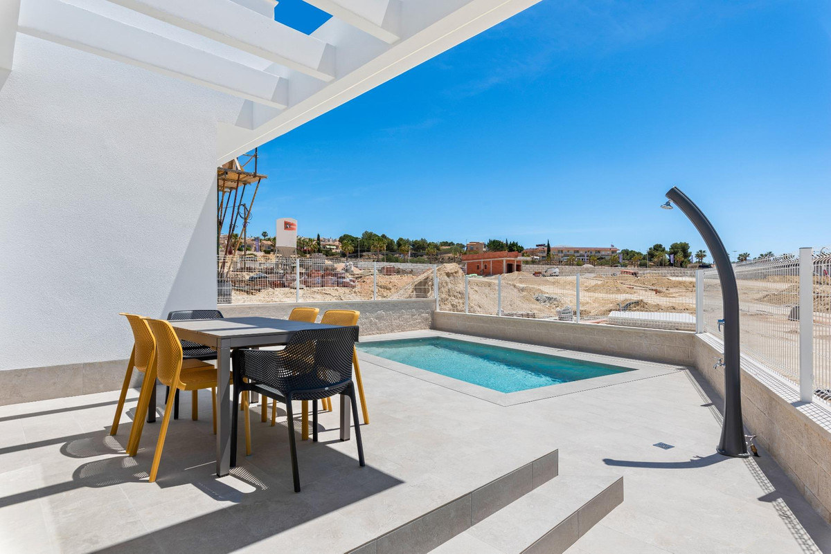 3 Bed Townhouse for sale in Algorfa Costa Blanca, Alicante, Spain