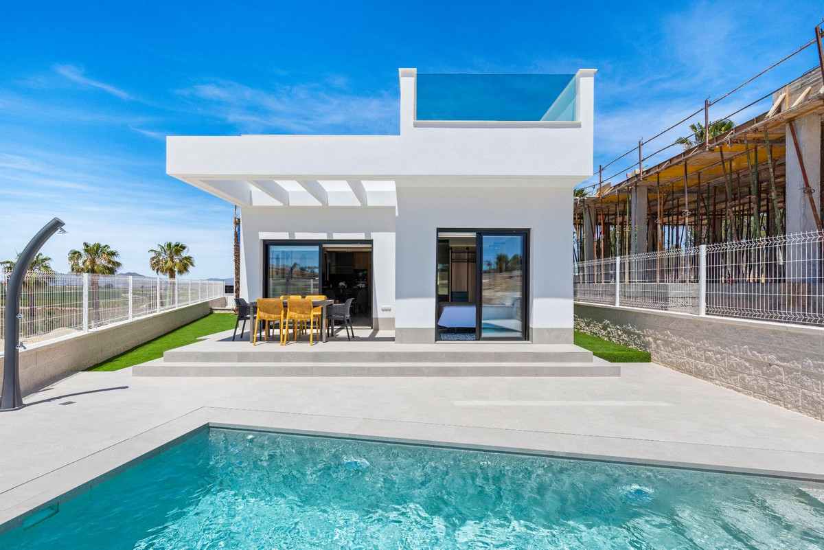 3 Bed Townhouse for sale in Algorfa Costa Blanca, Alicante, Spain