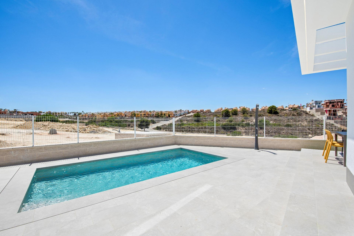 3 Bed Townhouse for sale in Algorfa Costa Blanca, Alicante, Spain