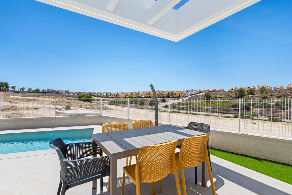3 Bed Townhouse for sale in Algorfa Costa Blanca, Alicante, Spain