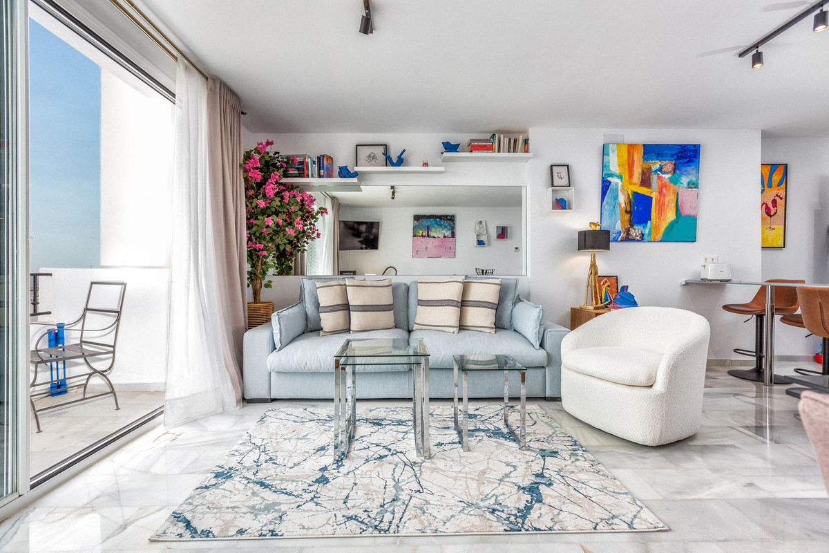 2 Bed Apartment for sale in Puerto Banús Costa Del Sol, Málaga, Spain
