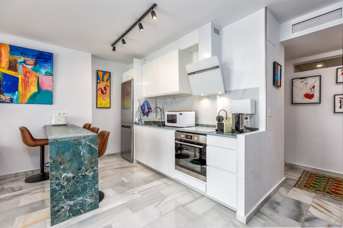 2 Bed Apartment for sale in Puerto Banús Costa Del Sol, Málaga, Spain