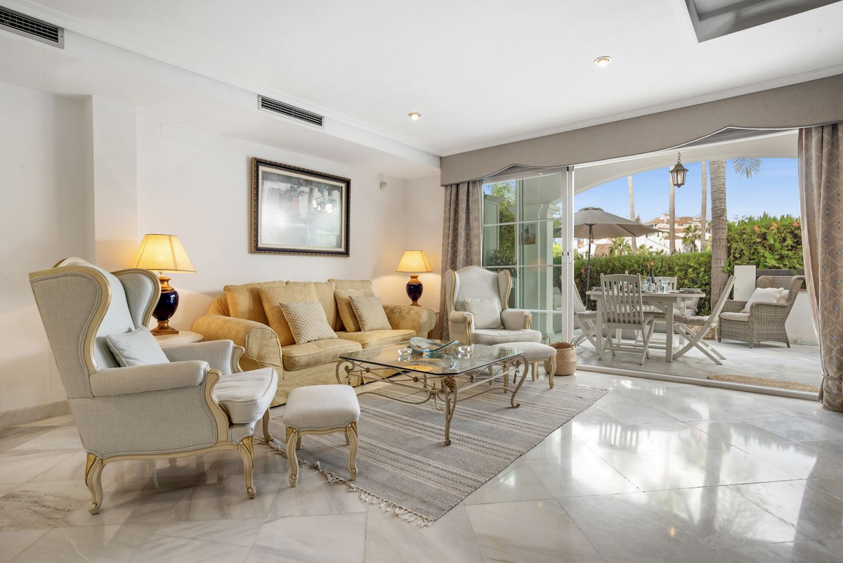 3 Bed Townhouse for sale in The Golden Mile Costa Del Sol, Málaga, Spain