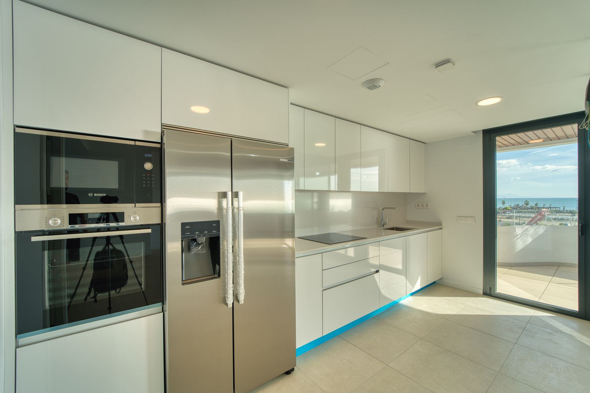 3 Bed Apartment for sale in Torremolinos Costa Del Sol, Málaga, Spain