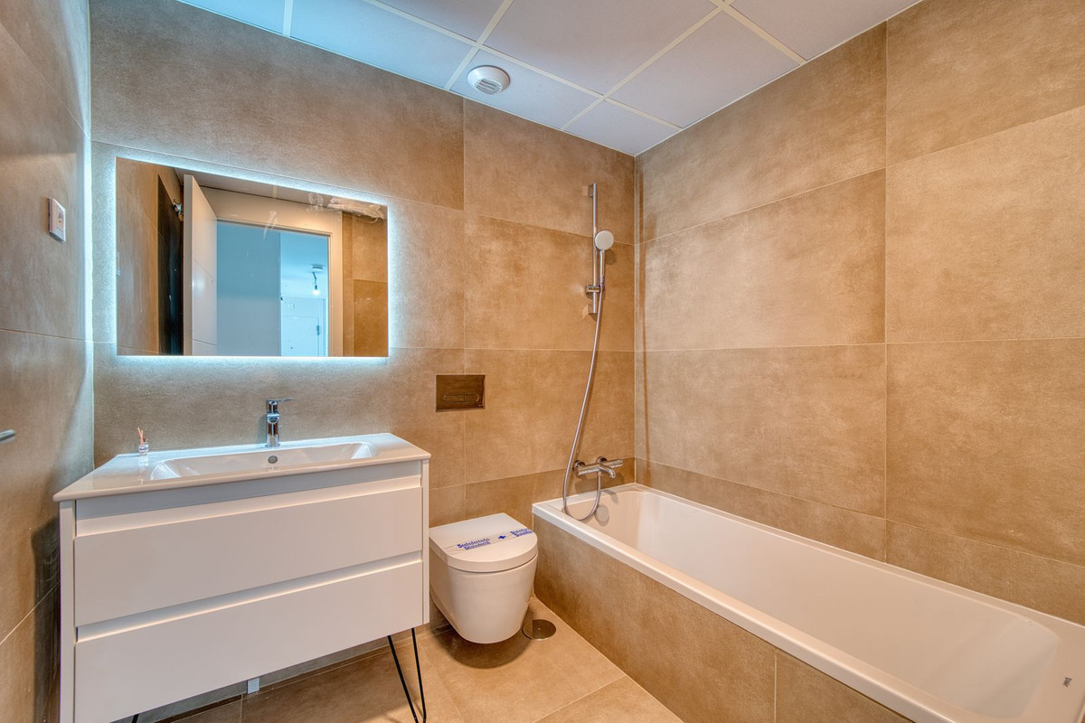 3 Bed Apartment for sale in Torremolinos Costa Del Sol, Málaga, Spain