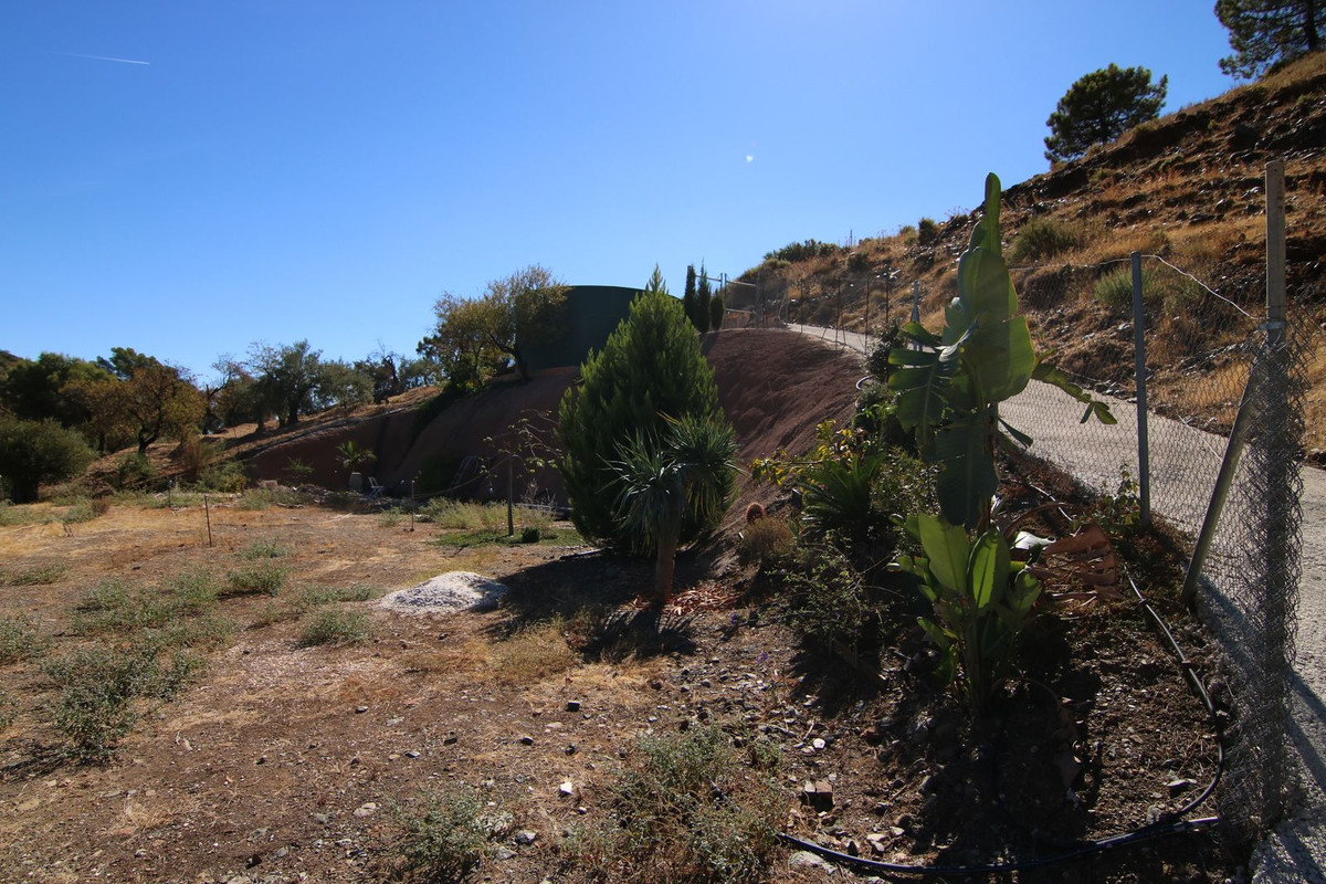 Se vende Terreno Rustico  en Costa Del Sol, Málaga, España