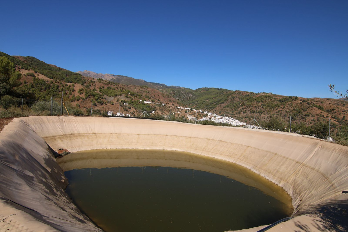 Se vende Terreno Rustico  en Costa Del Sol, Málaga, España