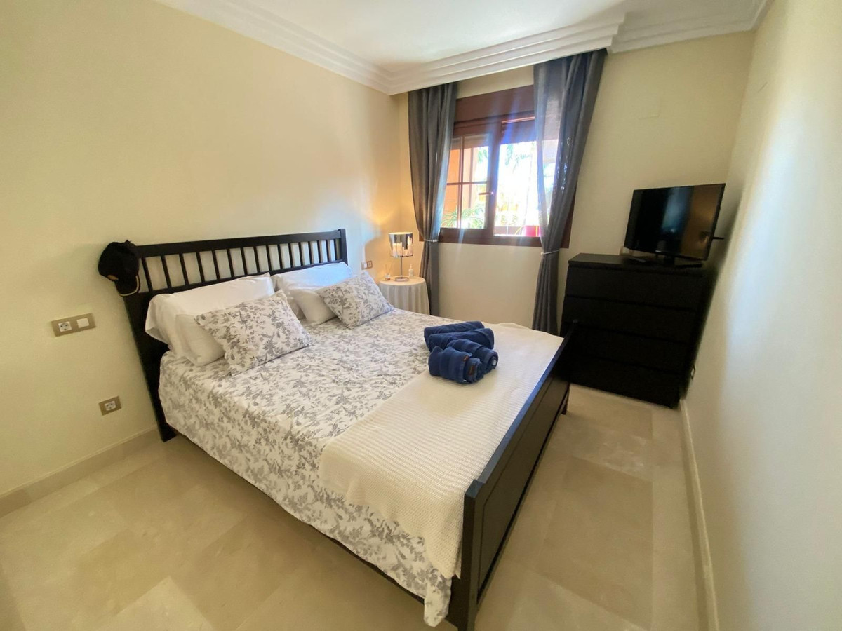 3 Bed Apartment for sale in Benahavís Costa Del Sol, Málaga, Spain