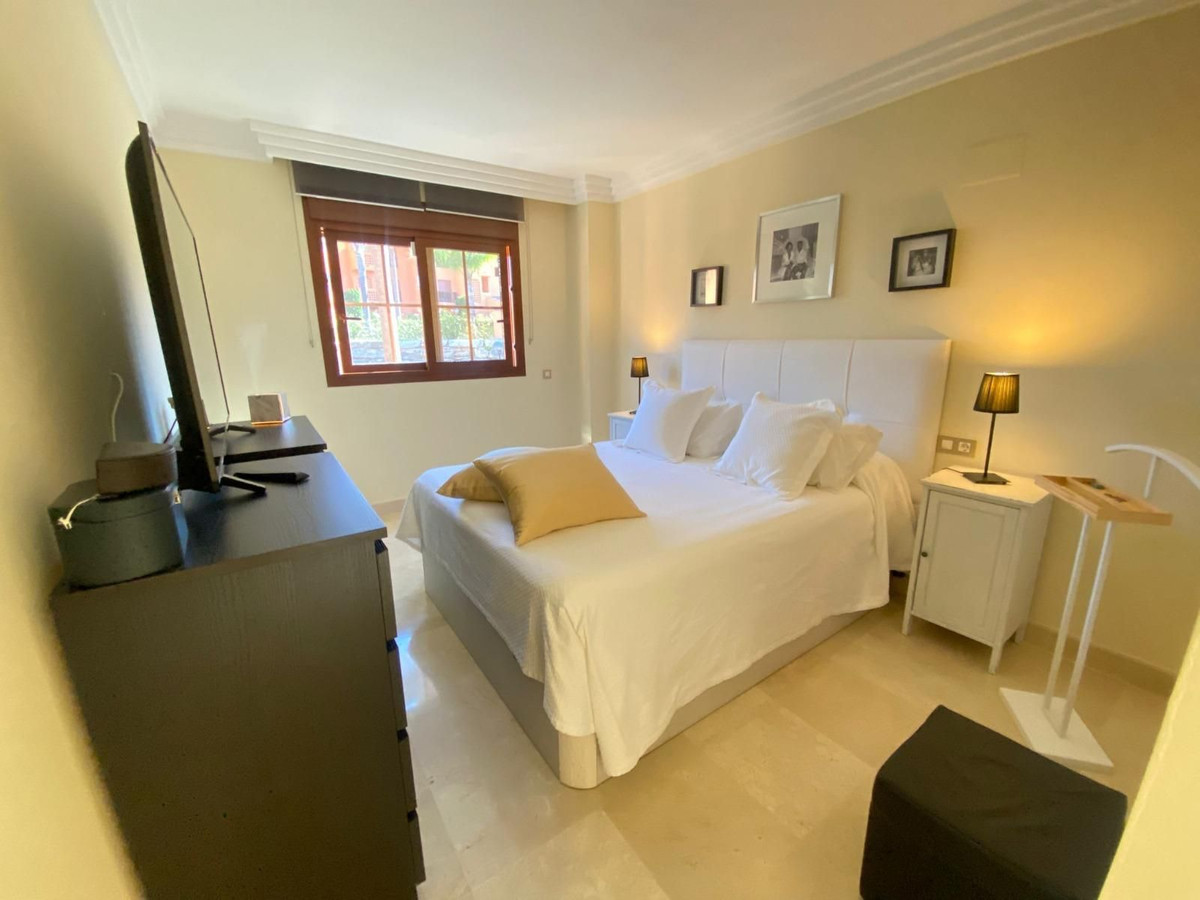 3 Bed Apartment for sale in Benahavís Costa Del Sol, Málaga, Spain