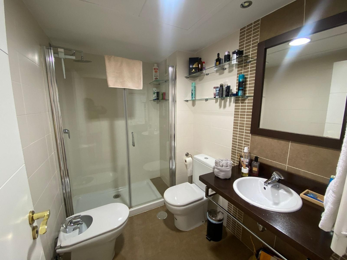 3 Bed Apartment for sale in Benahavís Costa Del Sol, Málaga, Spain