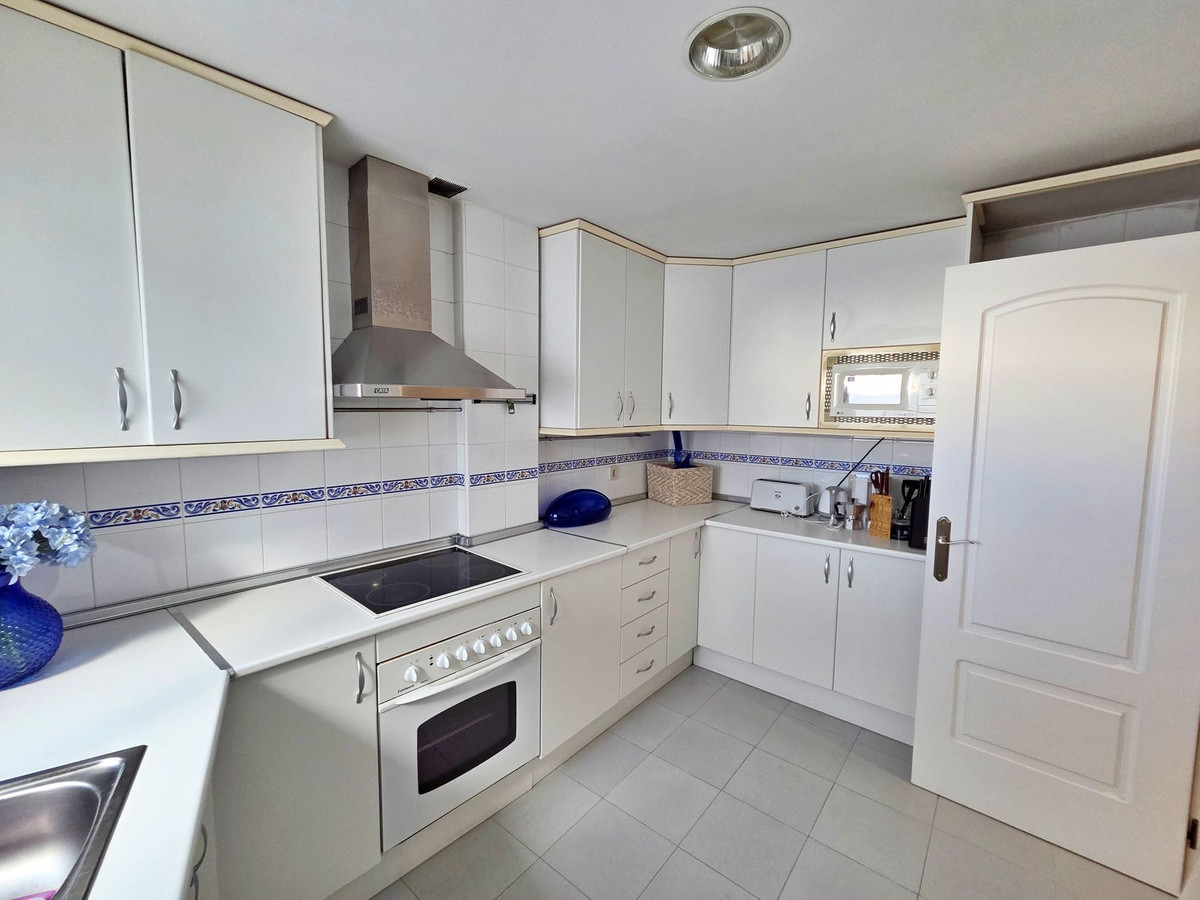 2 Bed Apartment for sale in Puerto Banús Costa Del Sol, Málaga, Spain