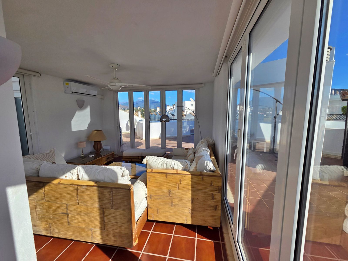 2 Bed Apartment for sale in Puerto Banús Costa Del Sol, Málaga, Spain