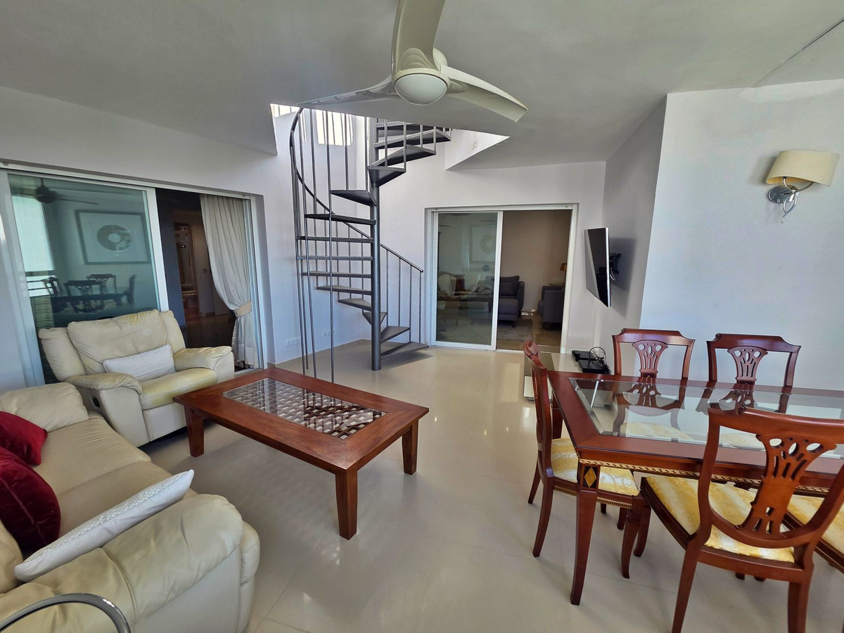 2 Bed Apartment for sale in Puerto Banús Costa Del Sol, Málaga, Spain