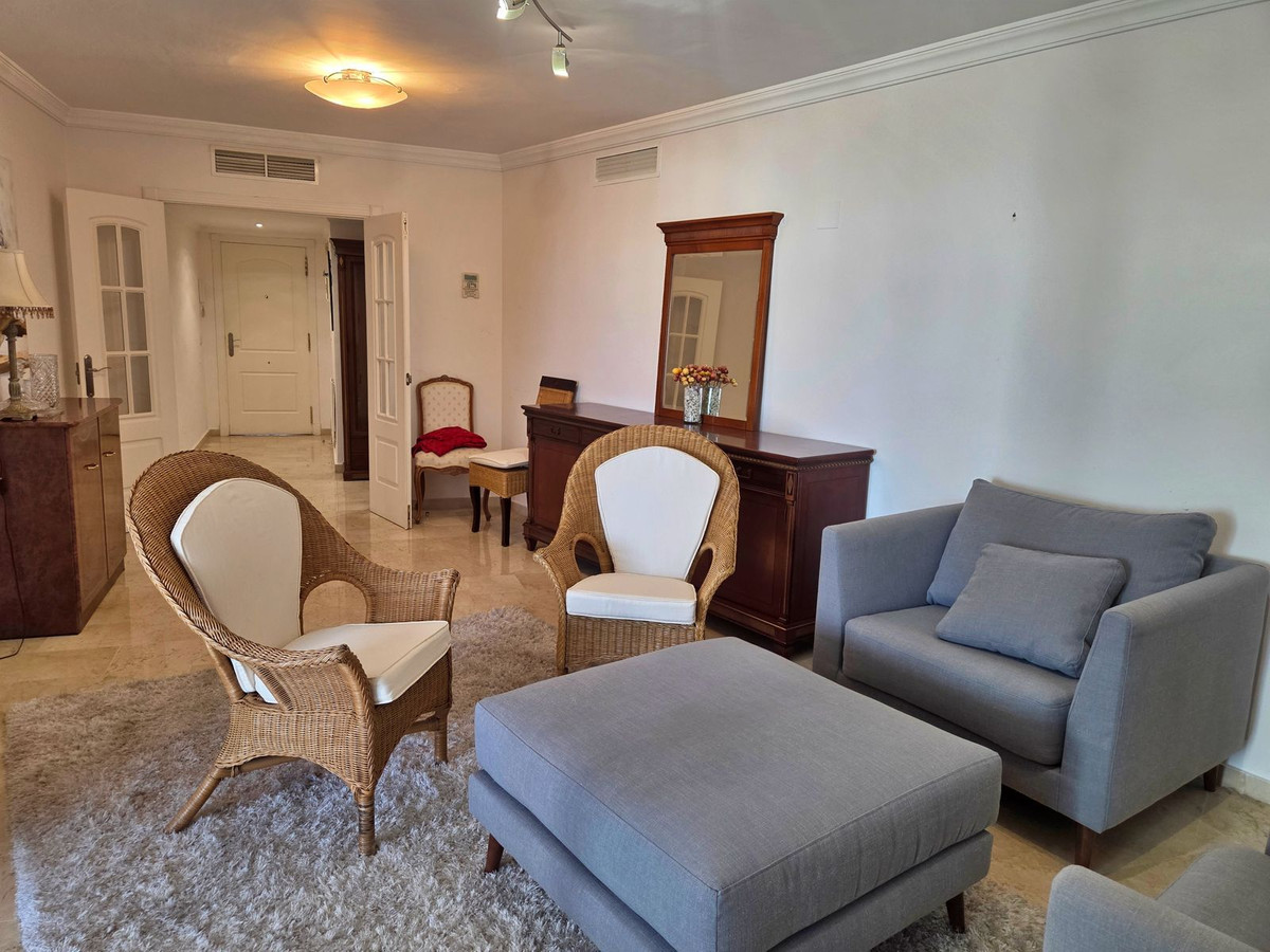 2 Bed Apartment for sale in Puerto Banús Costa Del Sol, Málaga, Spain