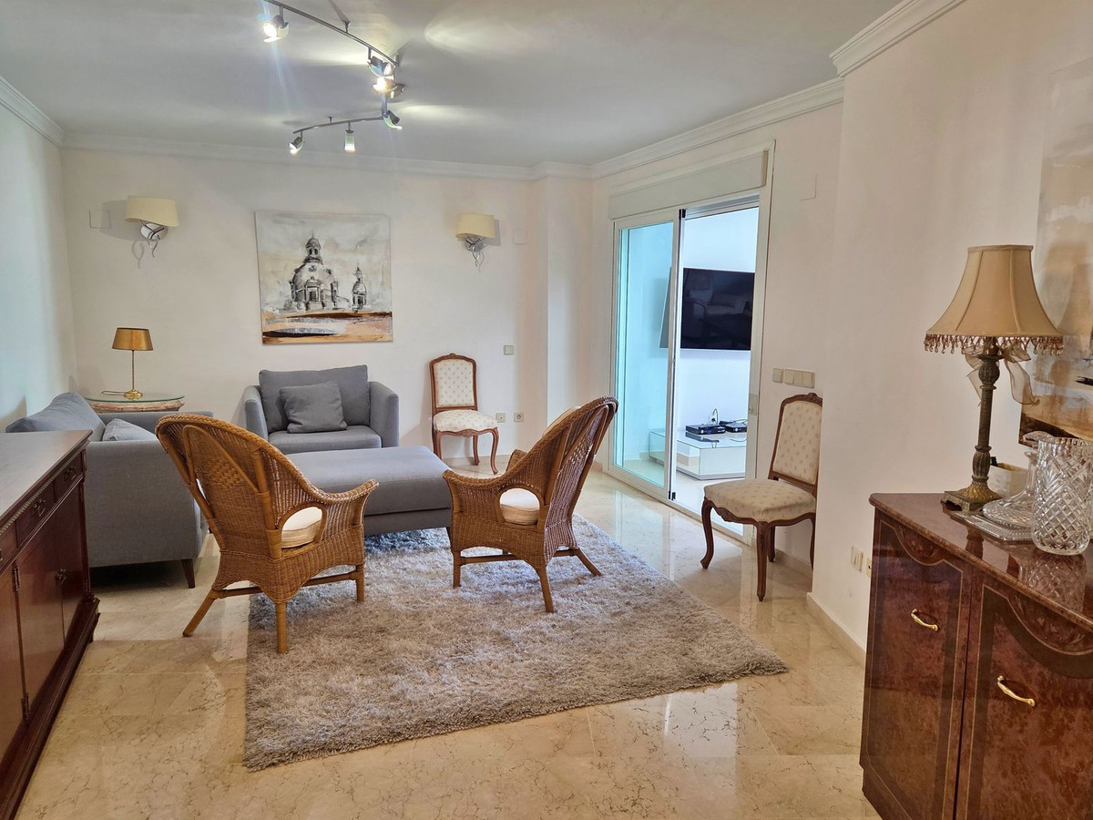 2 Bed Apartment for sale in Puerto Banús Costa Del Sol, Málaga, Spain