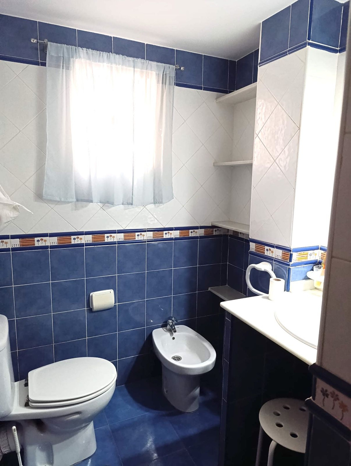 3 Bed Apartment for sale in Estepona Costa Del Sol, Málaga, Spain