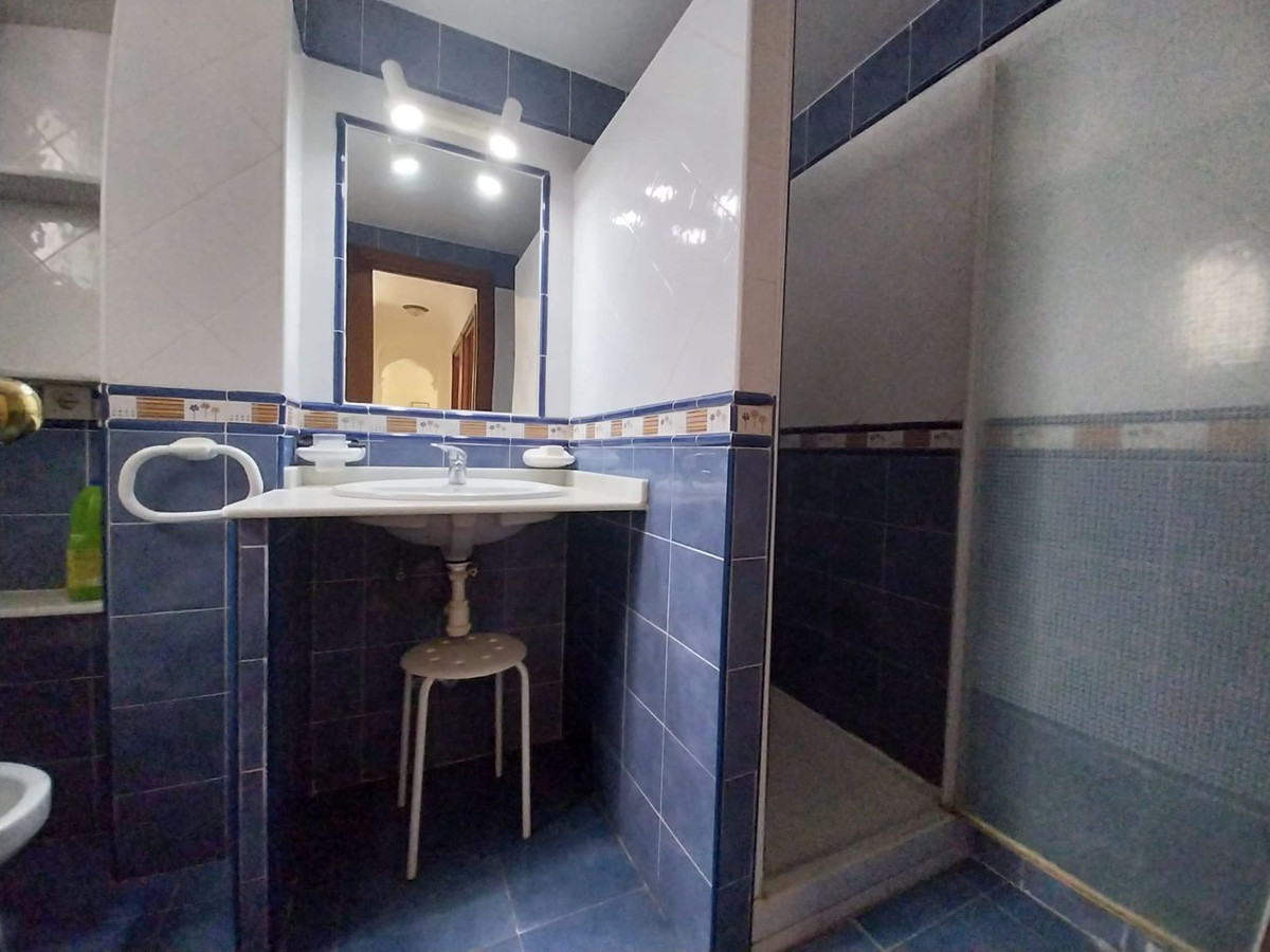 3 Bed Apartment for sale in Estepona Costa Del Sol, Málaga, Spain