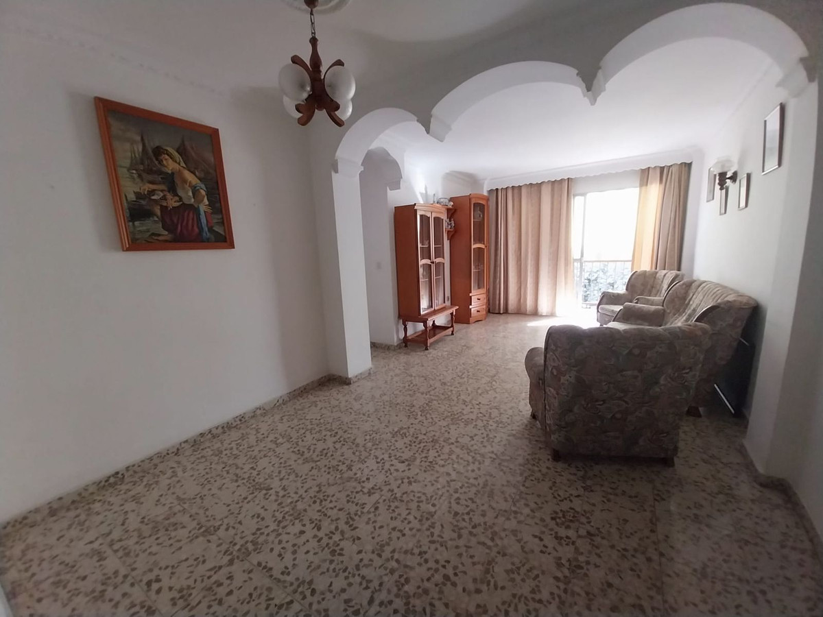 3 Bed Apartment for sale in Estepona Costa Del Sol, Málaga, Spain