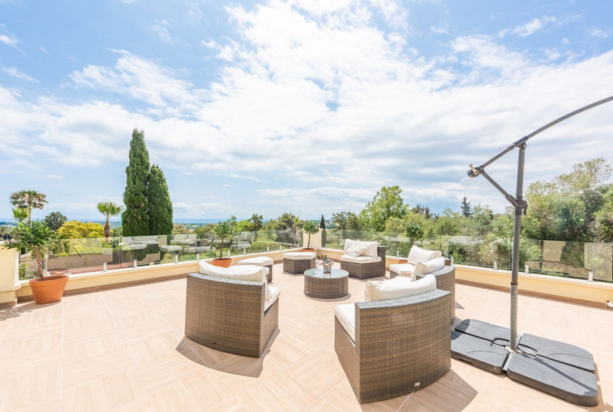 Se vende Villa - Chalet de 7 dormitorios en Costa Del Sol, Cadiz, España
