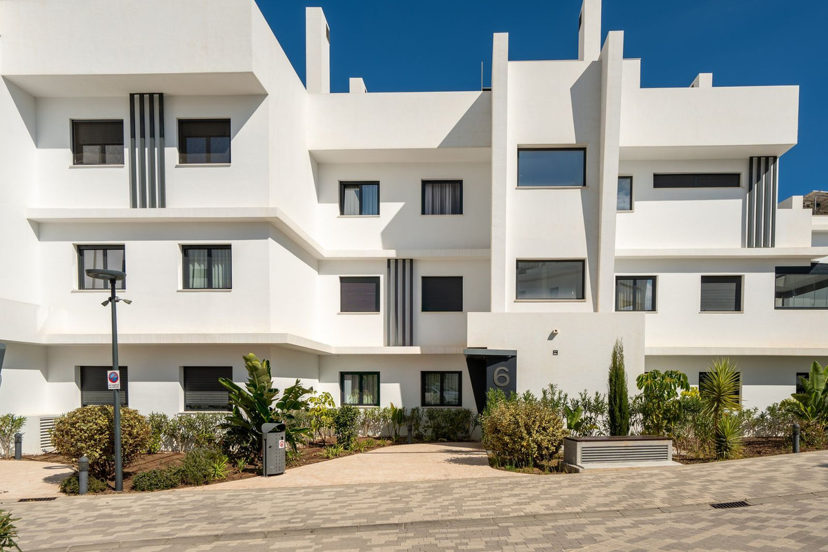 Se vende Apartamento Planta Baja de 3 dormitorios en Costa Del Sol, Málaga, España